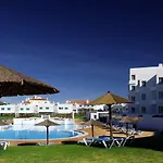 Апарт-отель Prainha Clube 4*