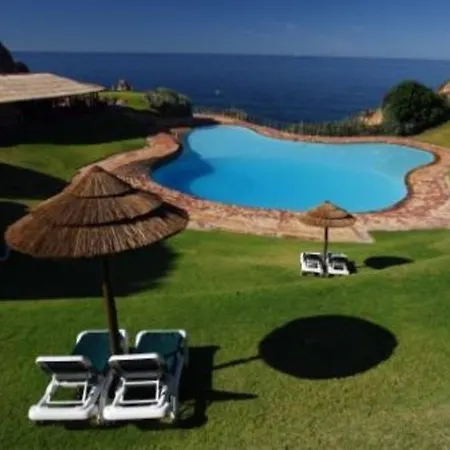 Ξενοδοχείο με διαμερίσματα Prainha Clube 4*