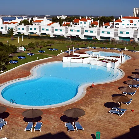 アパートホテル Prainha Clube 4*