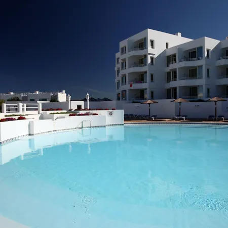 Prainha Clube Aparthotel 4*