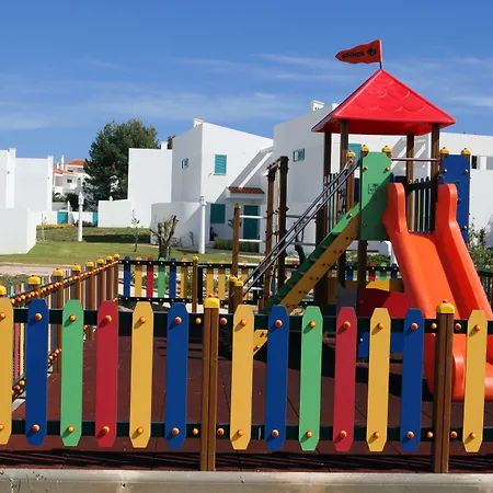 アパートホテル Prainha Clube