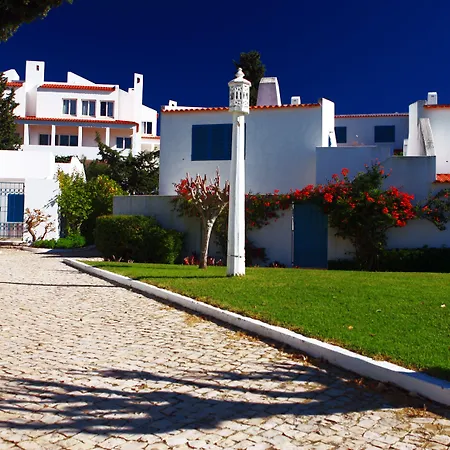 アパートホテル Prainha Clube 4*